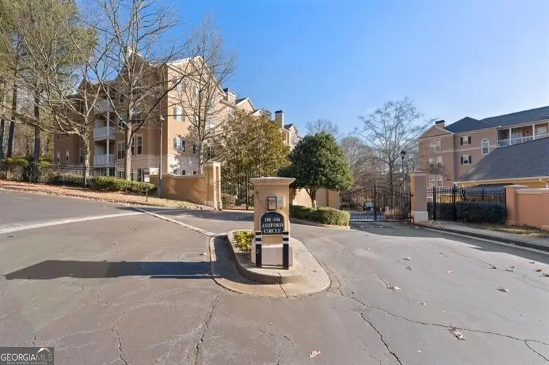 224 Ashford Circle, Dunwoody, GA 30338 - #3