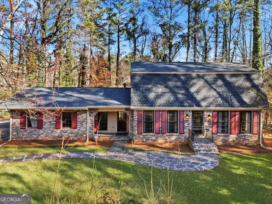 2037 Stoneleigh Drive, Stone Mountain, GA 30087 - #2