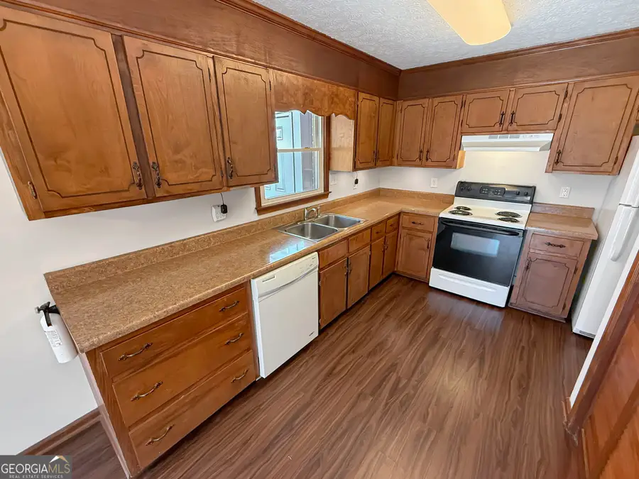 147 V F W Drive, Watkinsville, GA 30677 - #3