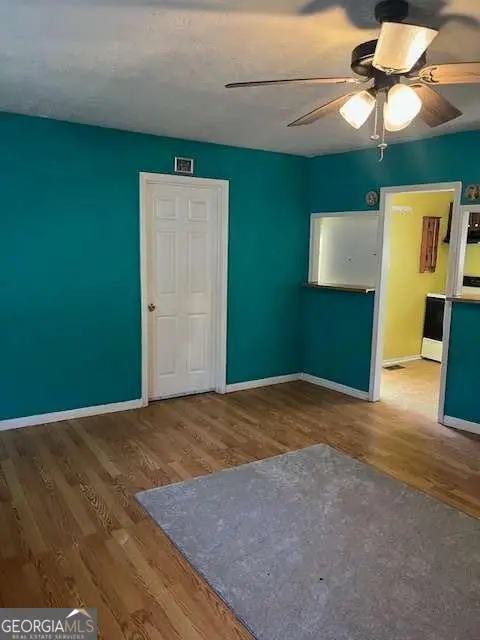 407 E Brooks Ave, Griffin, GA 30223 - #3