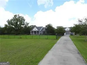 105 Lonnie Johnson Road, Hazlehurst, GA 31539