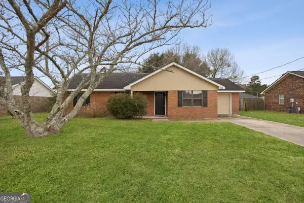 913 Churchfield Drive, Hinesville, GA 31313