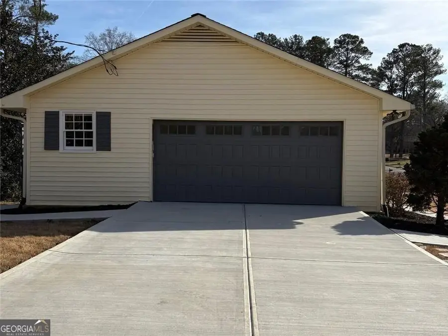 301 E Valley Drive, Marietta, GA 30068 - #3