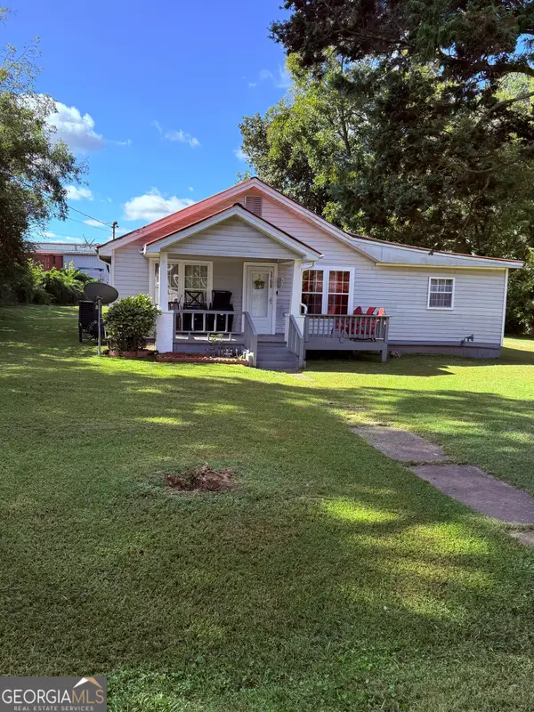 3759 Old Plainview Road, Flowery Branch, GA 30542