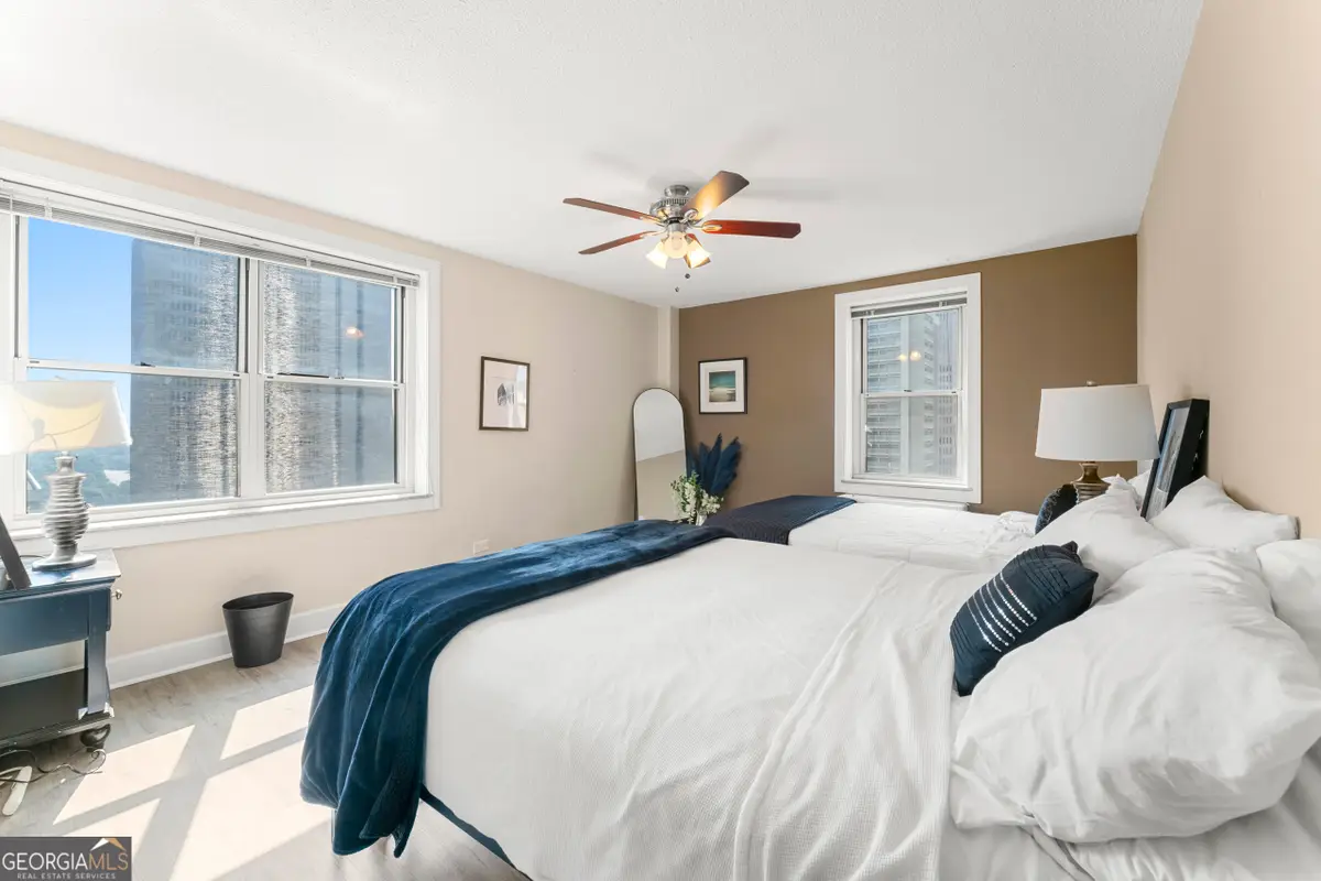 300 W Peachtree St 17 J, Atlanta, GA 30332 - #1