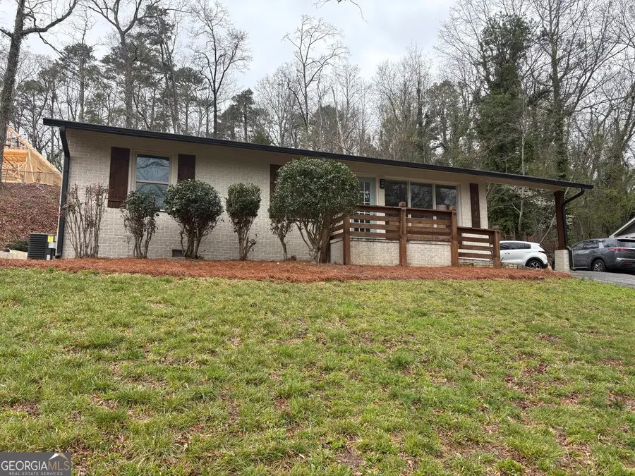 372 Oakland Drive, Gainesville, GA 30501 - #2