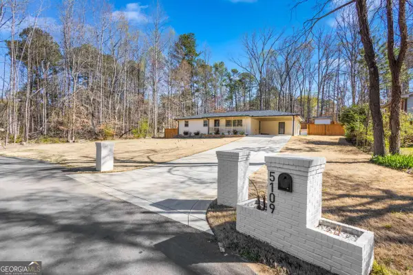 5109 Dogwood Hills Drive, Sugar Hill, GA 30518