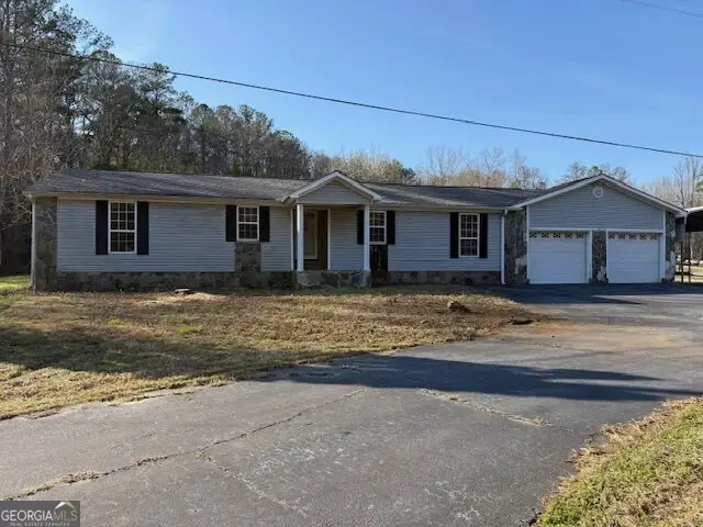 394 Smith Road, Newnan, GA 30263 - #1