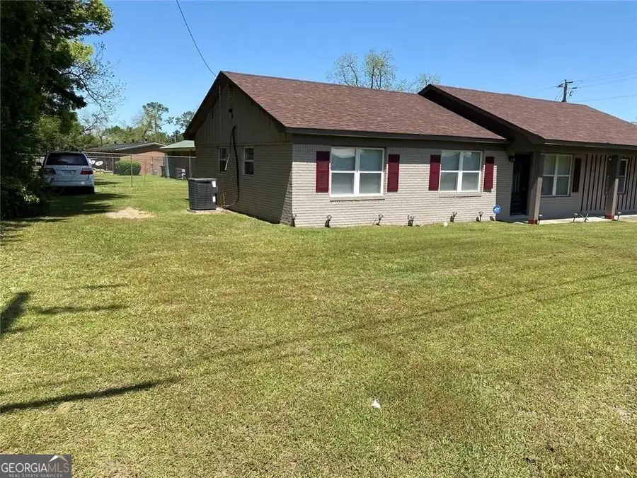 156 E Geer Street, Colquitt, GA 39837 - #3