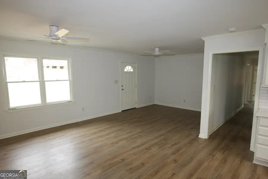 302 Strawberry Lane Se, Lindale, GA 30147 - #2