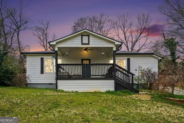 1117 Burbank Circle, Marietta, GA 30062