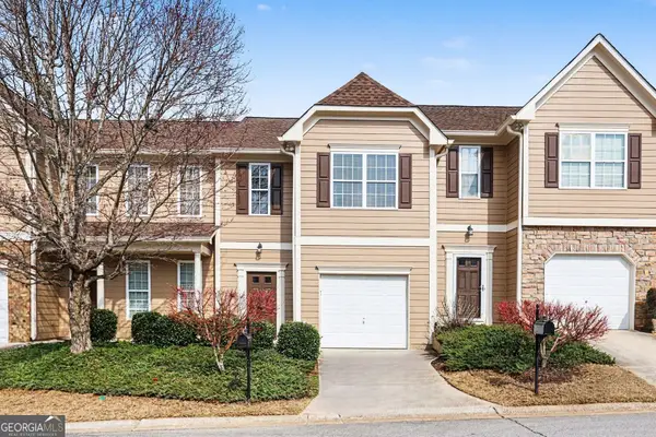 6632 Splashwater Drive, Flowery Branch, GA 30542