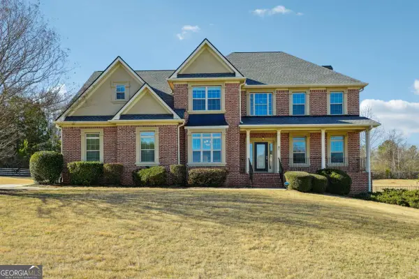 328 Thistlewood Run, Mcdonough, GA 30252