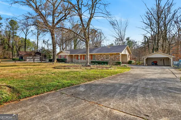 5227 Beechwood Forest Drive, Lithonia, GA 30038