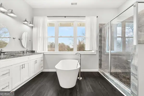 1394 Metropolitan Parkway, Atlanta, GA 30310