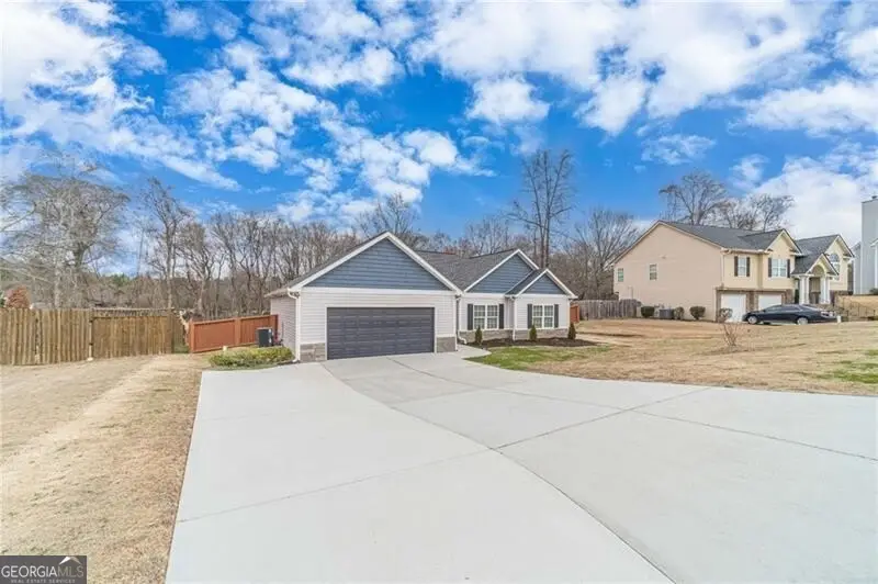 1587 Pointe South Circle, Bethlehem, GA 30620 - #3