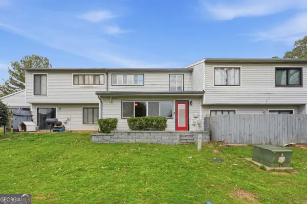 538 Country Greens Drive, Jonesboro, GA 30238