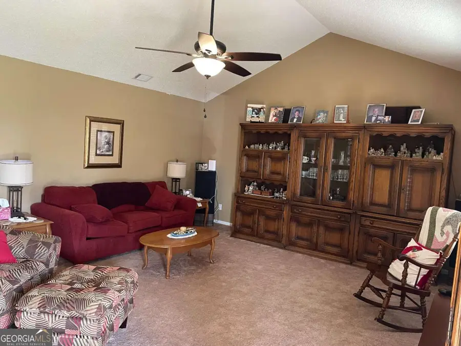 212 Rustin Street, Glennville, GA 30427 - #2