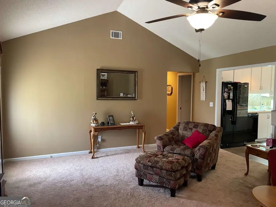 212 Rustin Street, Glennville, GA 30427 - #3