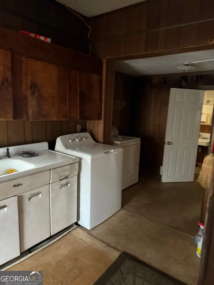 228 Rose Avenue, Woodbury, GA 30293 - #3