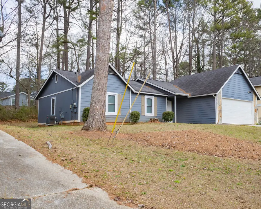 5283 Biffle Downs Road, Stone Mountain, GA 30088 - #2