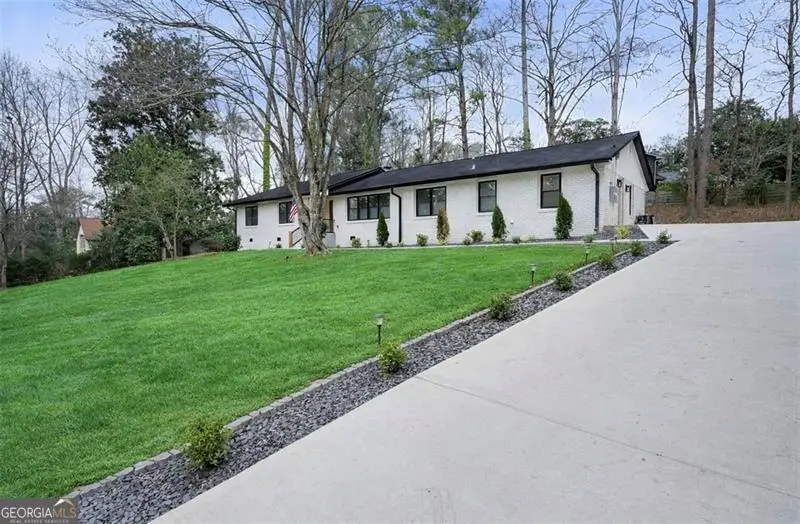 725 Starlight Lane, Atlanta, GA 30342 - #2