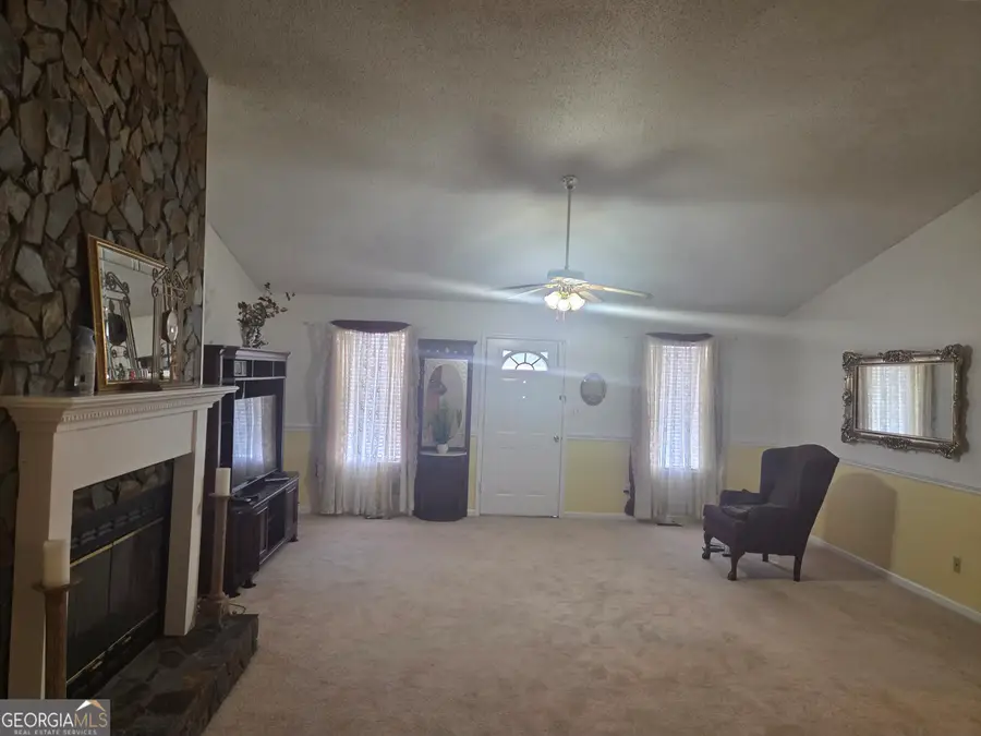 213 Lancelot Lane, Dublin, GA 31021 - #2