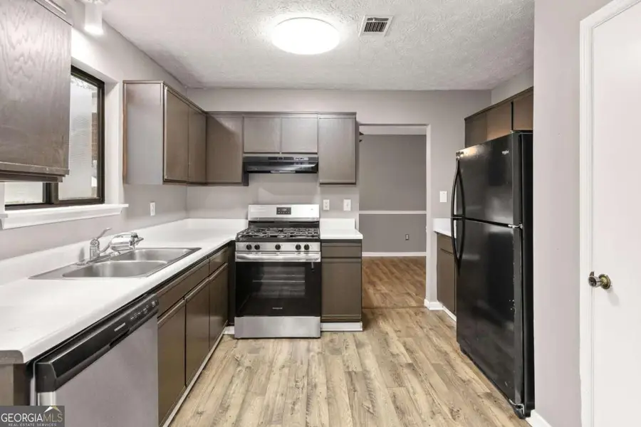 5328 Biffle Down Road, Stone Mountain, GA 30088 - #3