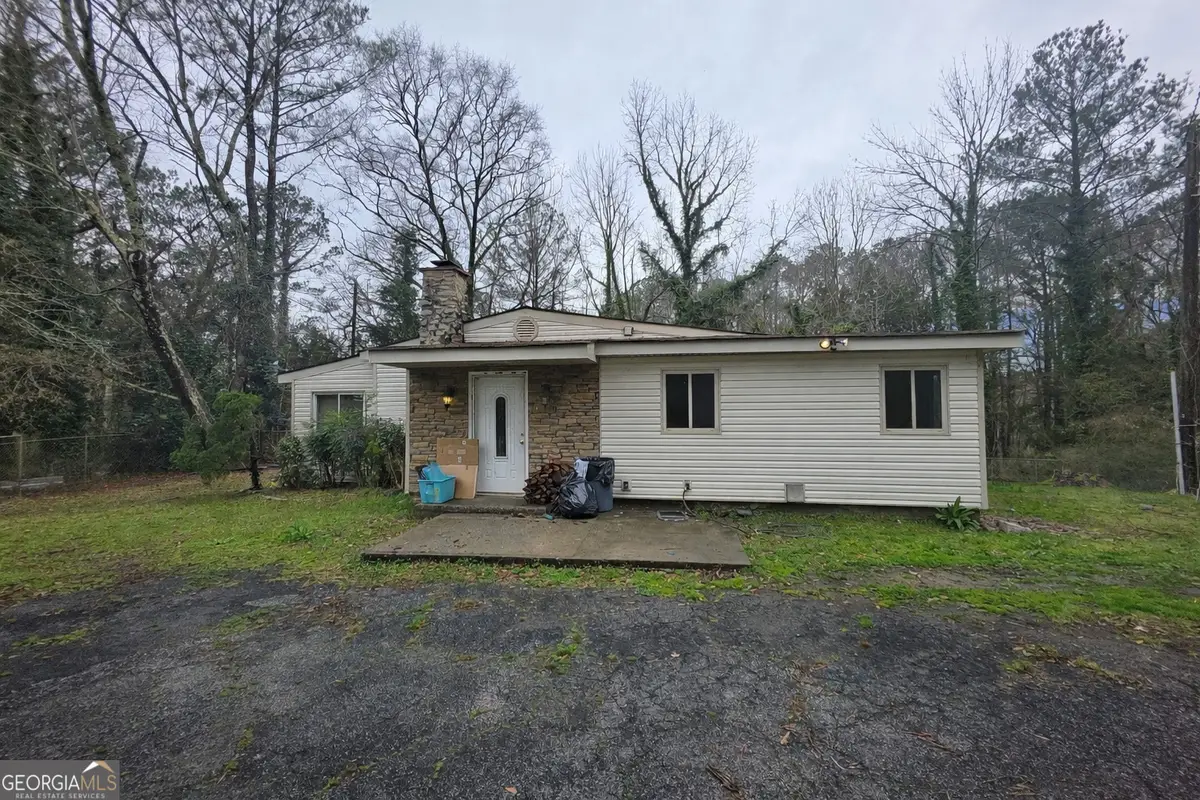 2573 Bonds Lake Rd, Conyers, GA 30012 - #1