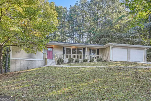 443 Creekwood Pass, Dallas, GA 30157