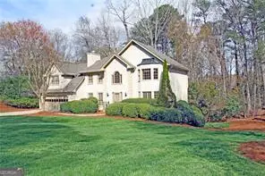 2070 Shallowford Park Manor, Roswell, GA 30075