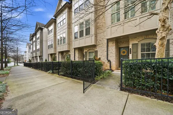 615 Broadview Place Ne, Atlanta, GA 30324