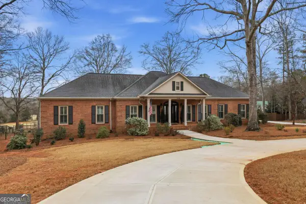 136 Deerhollow Road, Bogart, GA 30622