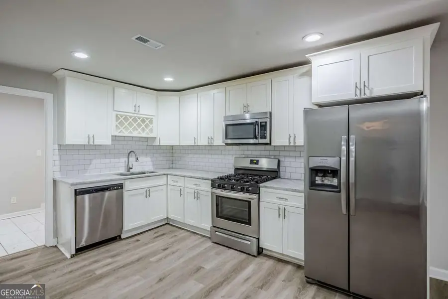 3735 Boulder Park Drive Sw, Atlanta, GA 30331 - #2