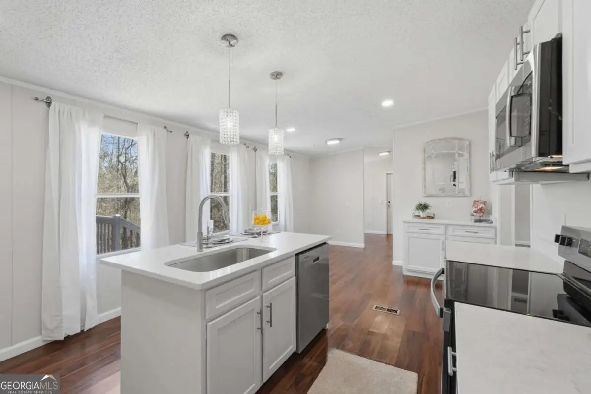 67 Forest Lake Circle Road, Pendergrass, GA 30567 - #1