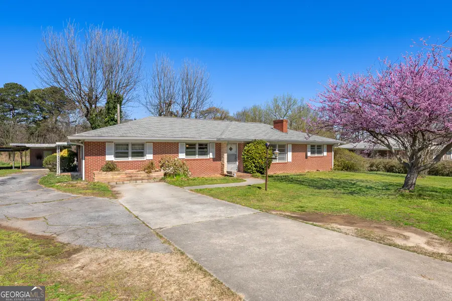 868 Fairview Avenue, Hartwell, GA 30643 - #2