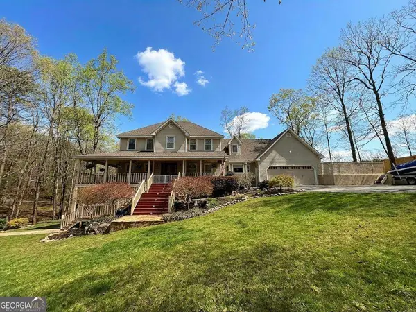 31 Fawn Lake Trail Ne, White, GA 30184