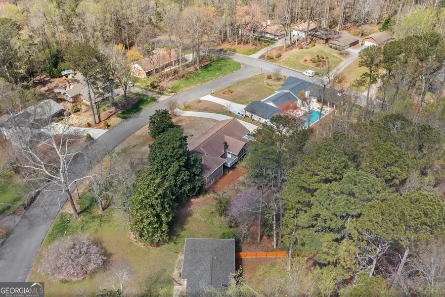 1055 Hunterhill Drive, Roswell, GA 30075 - #2