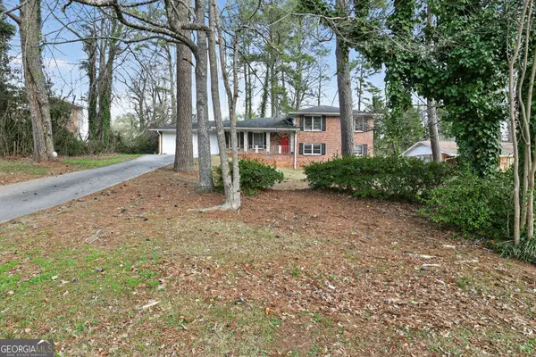 4050 Indian Lake Circle, Stone Mountain, GA 30083