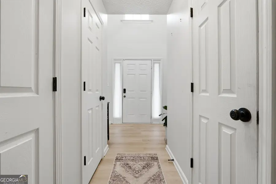 3763 SW Jonathan Glen Way Sw, Snellville, GA 30039 - #3