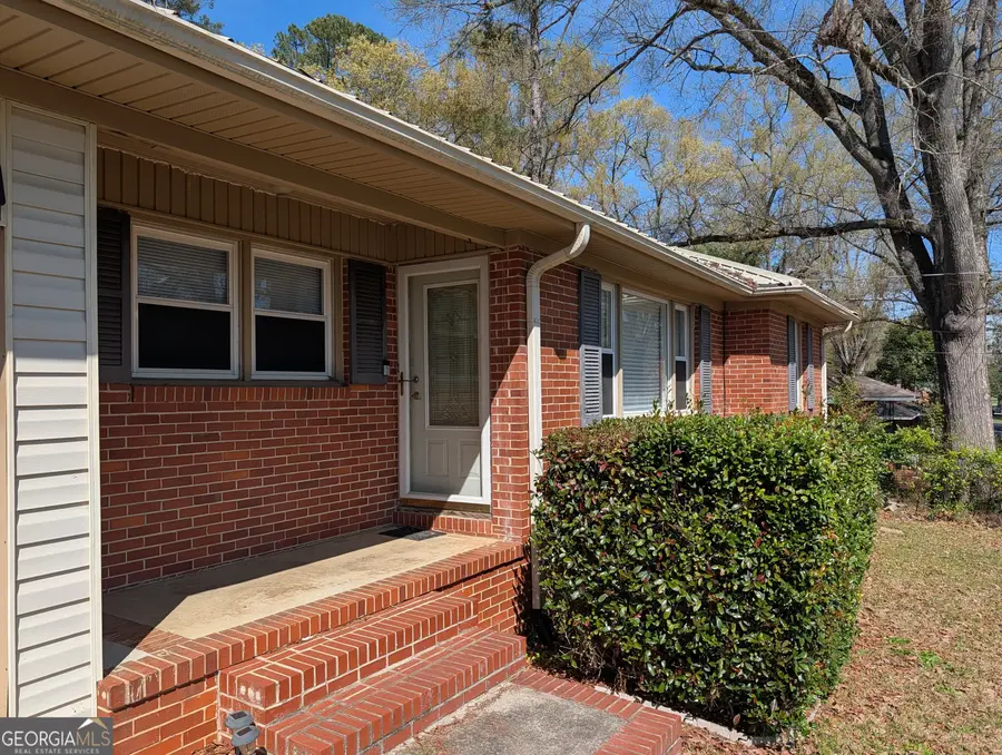 207 Kingsway Drive, Warner Robins, GA 31088 - #3