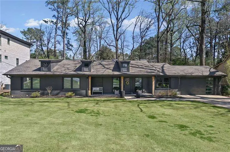 5905 Greenbrier Road, Atlanta, GA 30328 - #2