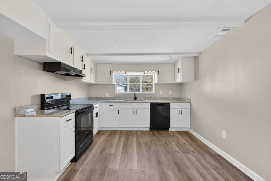 162 Brentwood Lane, Locust Grove, GA 30248 - #2