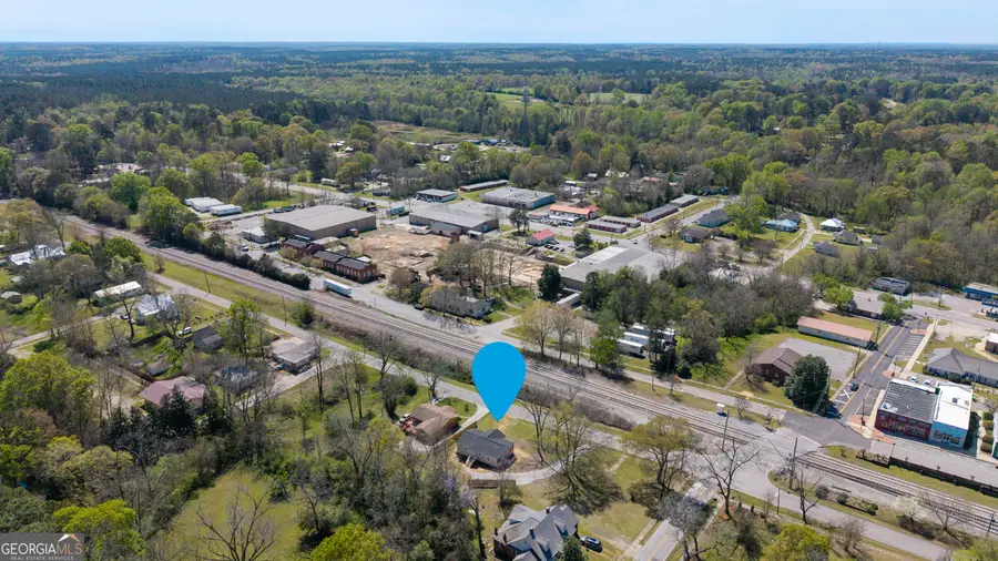 509 Carlton Avenue, Union Point, GA 30669 - #2