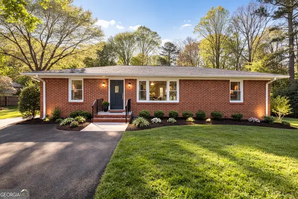 73 Cade Street, Hartwell, GA 30643