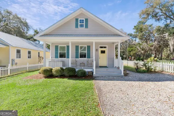 300 Second Street E #E, Darien, GA 31305