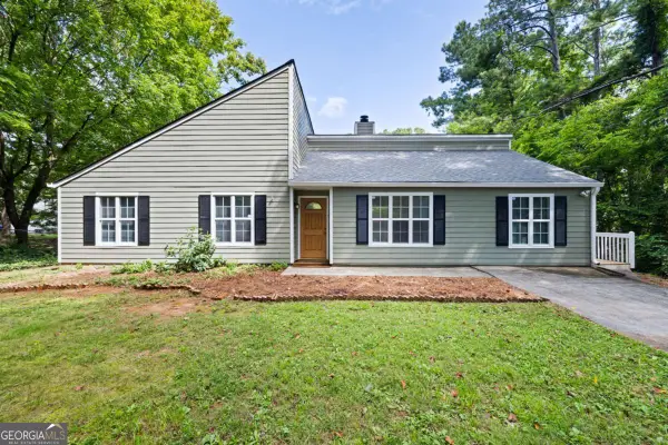 503 Azalea Court, Woodstock, GA 30188