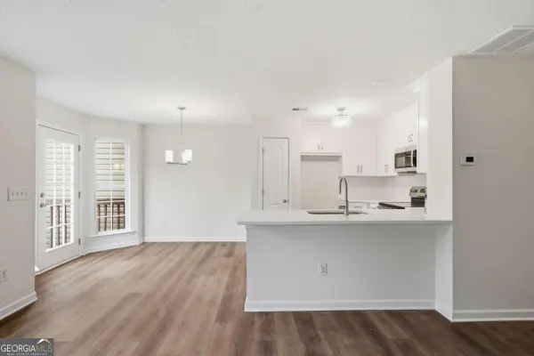 533 Fox Creek Crossing, Woodstock, GA 30188