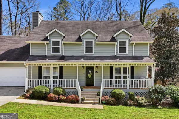 4922 Willow Creek Drive, Woodstock, GA 30188