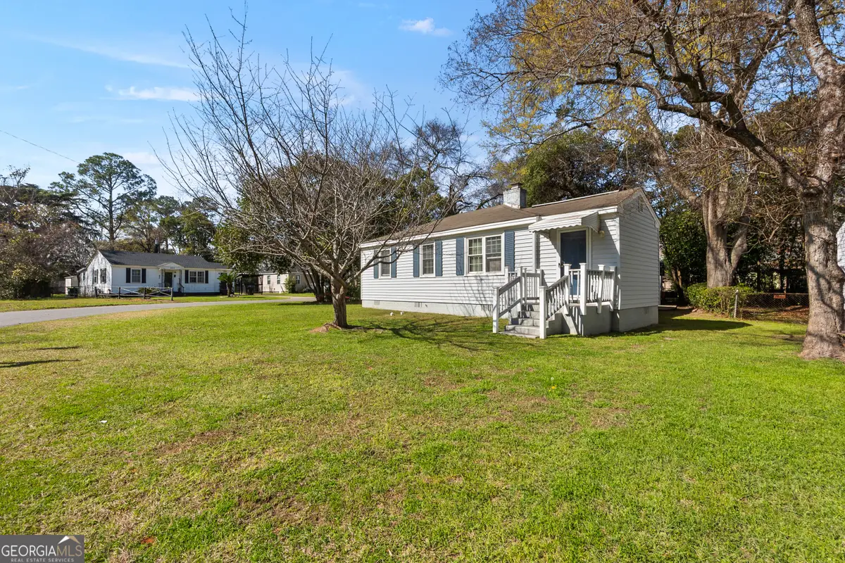 208 Southview Avenue, Warner Robins, GA 31088 - #1